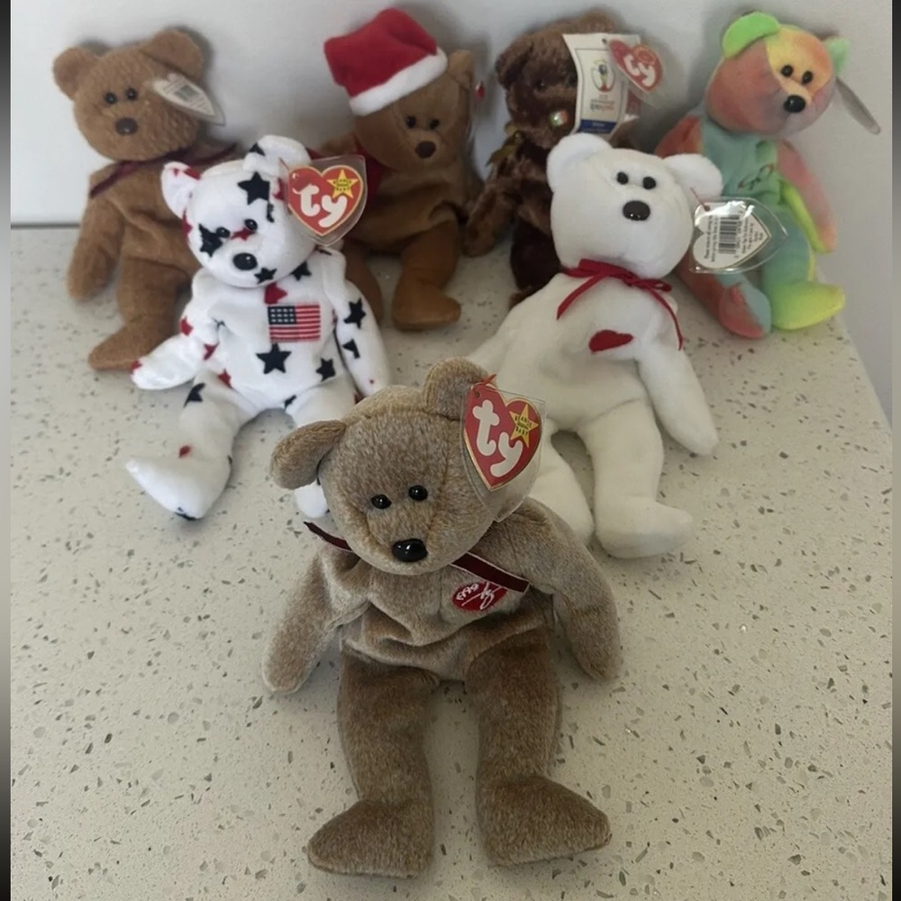 7 Ty Beanie Baby Bears Signature, Peace, Valentino, Glory, Curly, Teddy, Champio